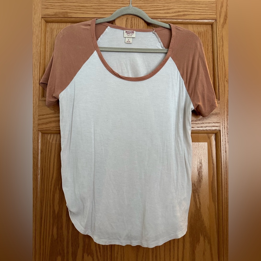Mossimo T-shirt